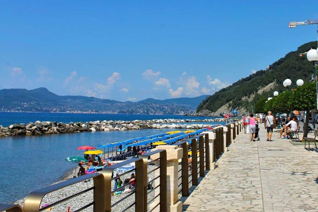 Appartamento Con Posto Auto Lavagna Esterno foto
